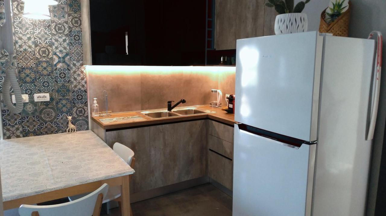 Welcome Beach Apartment Hamallaj Bagian luar foto