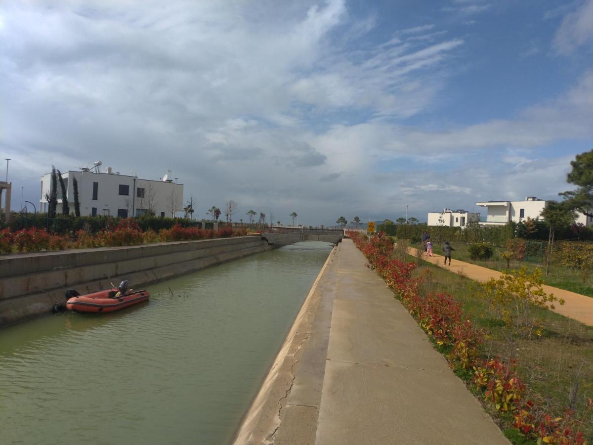Welcome Beach Apartment Hamallaj Bagian luar foto
