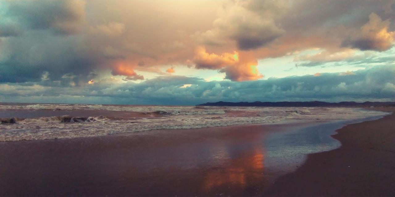 Welcome Beach Apartment Hamallaj Bagian luar foto