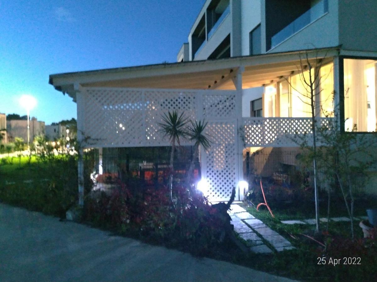 Welcome Beach Apartment Hamallaj Bagian luar foto